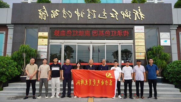 新乡市东方电气莅临新乡红色精神传习馆开展主题党日活动